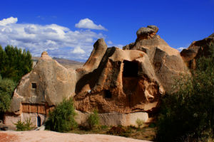 holy-cross-church-kutsal-hac-kilisesi