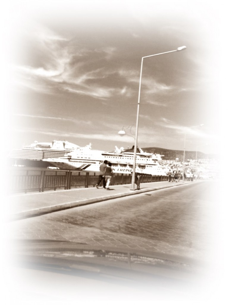 cruise-port-of-kusadasi-20140716-004
