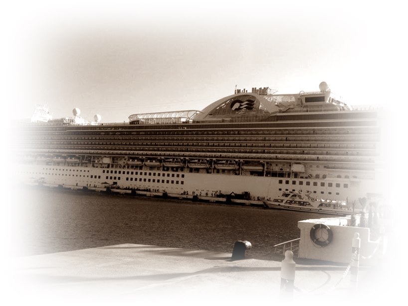 cruise-port-of-kusadasi-20140716-011